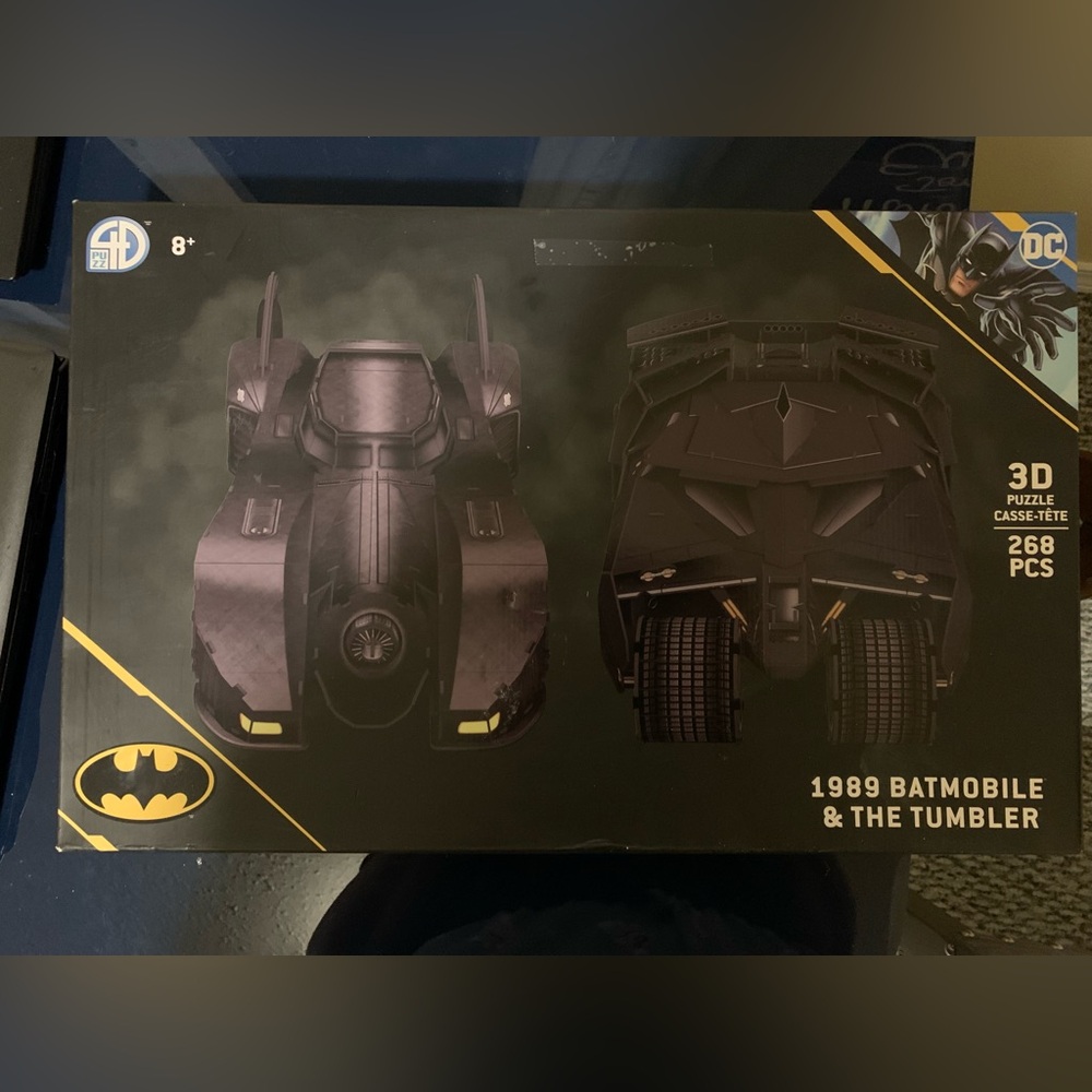 NEW! 3D puzzle 1989 Batman Batmobile Model